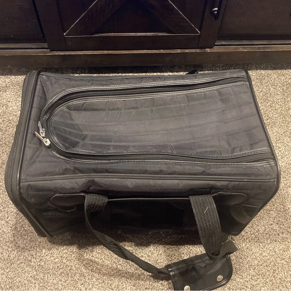 Black Sherpa Original Deluxe Airline-Approved Dog & Cat Carrier Bag SZ M EUC